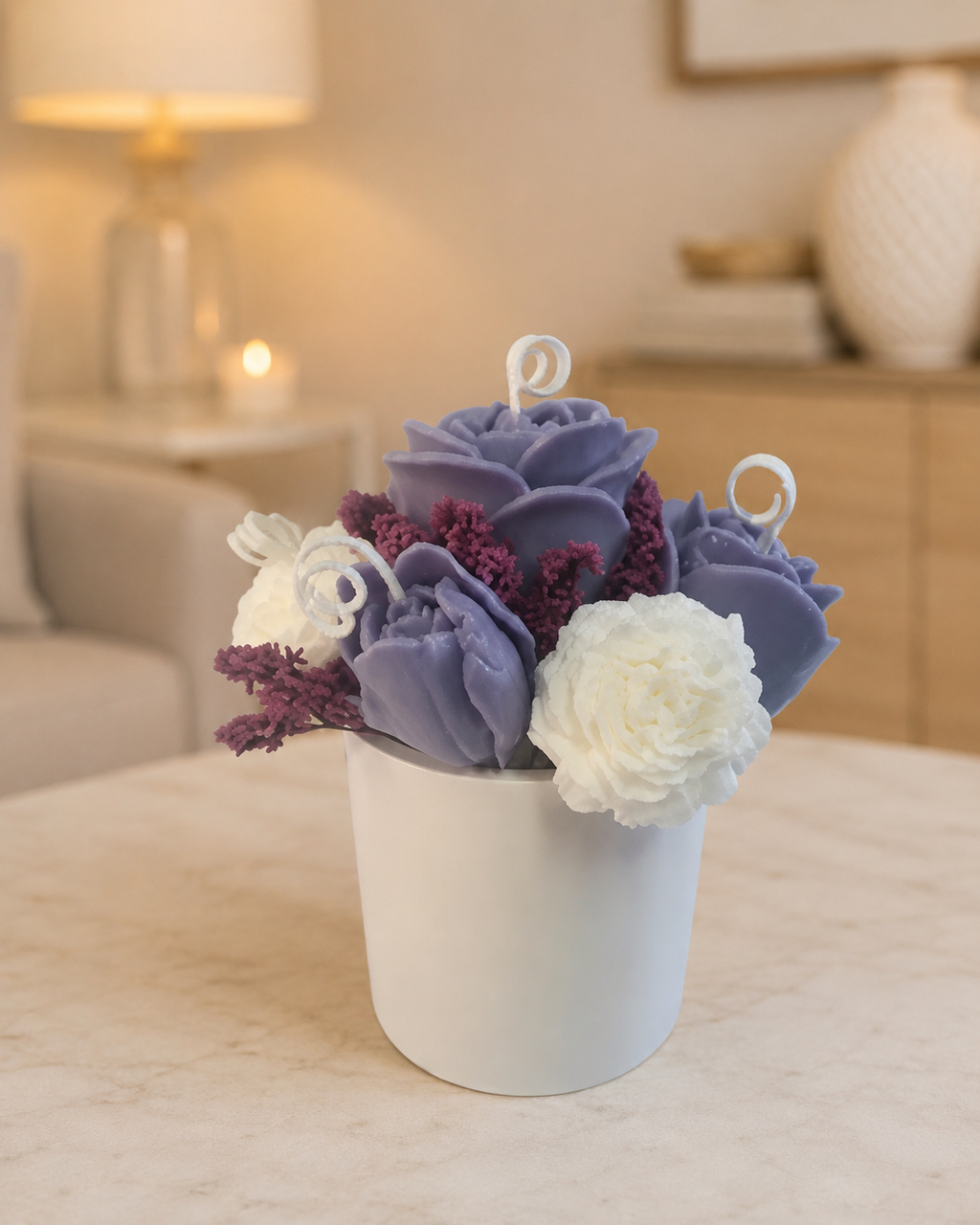 Mini ramo de cera en tonos lavanda y blanco