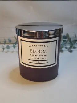 Bloom – Vela de soja natural con peonía y rosa