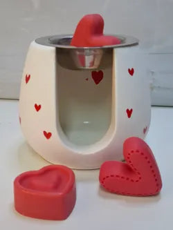 Pack Quemador de Wax Melts blanco con corazones pintados a mano