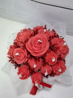 Ramo de velas artesanales con forma de flores