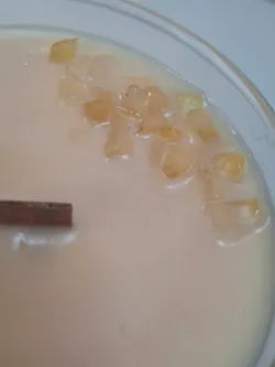 Vela de soja Alhambra con citrino y mecha de madera