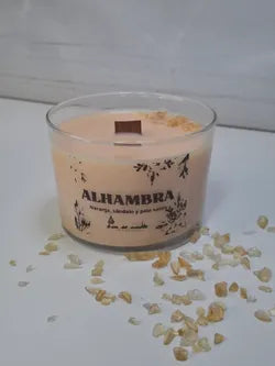 Vela de soja Alhambra con citrino y mecha de madera