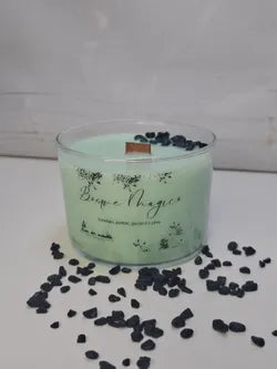 Vela de soja Bosque Mágico con turmalina negra y mecha de madera