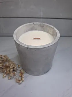 Vela artesanal efecto mármol en vaso de resina ecológica – Minimalista con mecha de madera